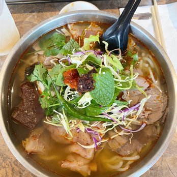 Quan Vy Da - 1. Bun Bo Hue Vy Da Dac Biet - Vietnamese Near Me - Westminster, California Quan Vy Da - 1. Bun Bo Hue Vy Da Dac Biet - Vietnamese Near Me - Westminster, California