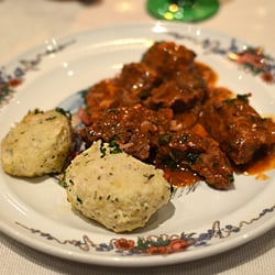 Restaurant La Grange du Paysan - Hausgemachtes Rinderragout (Telleransicht)