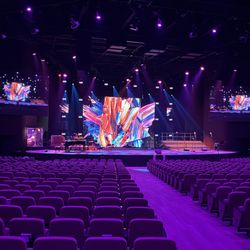 Cottonwood Creek Church - Cottonwood Creek Church Worship Center