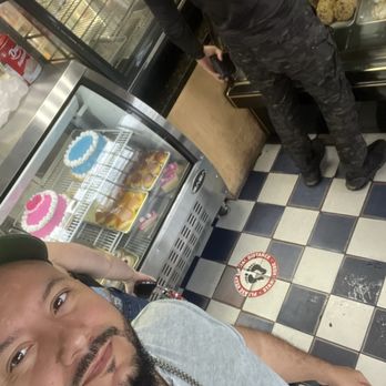 Diny Bakery - Hello hello - Bakeries Near Me - Hialeah, Florida Diny Bakery - Hello hello - Bakeries Near Me - Hialeah, Florida