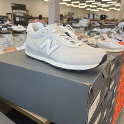 DSW Designer Shoe Warehouse