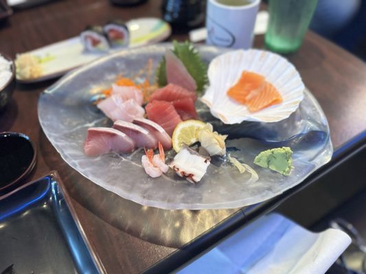Daikichi Sushi Bistro by null