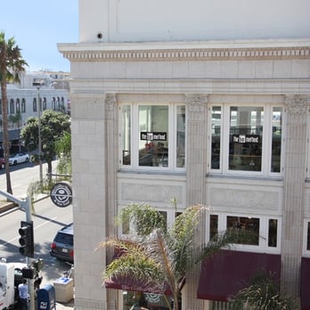 The Bar Method - Located right next to the beach - Barre Classes Near Me - Hermosa Beach, California The Bar Method - Located right next to the beach - Barre Classes Near Me - Hermosa Beach, California