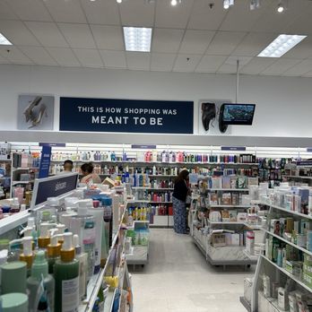 Marshalls - Department Stores Near Me - Novato, California