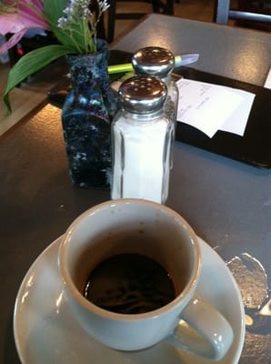 Horn's Eatery by null