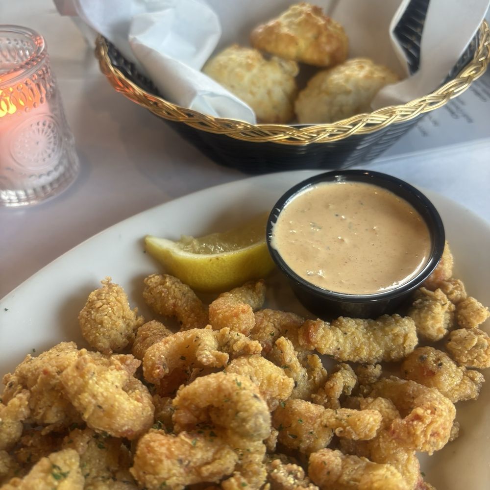 George's Lowcountry Table - Seafood Near Me - Athens, Georgia George's Lowcountry Table - Seafood Near Me - Athens, Georgia