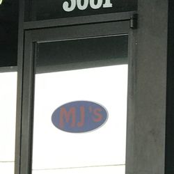 Mj's Sports Bar