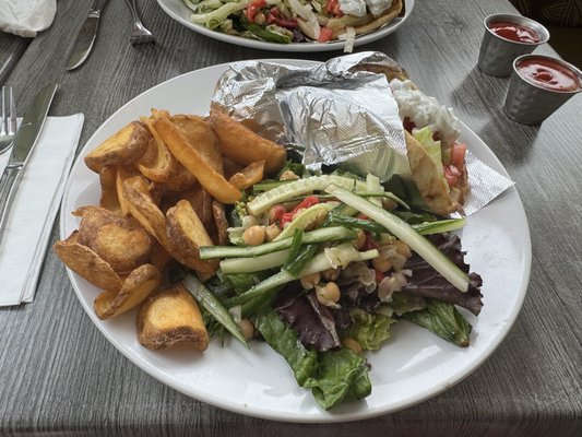 George's Place West by null