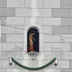Perlachturm - Turamichele ohne den gewohnten Blumenschmuck