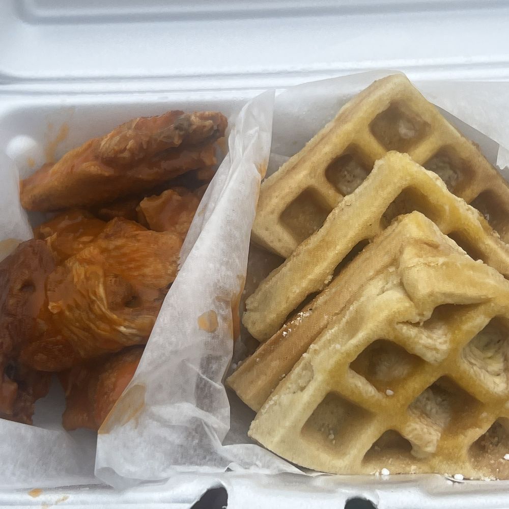 D's Spot - Chicken and waffles combo - Waffles Near Me - Pawtucket, Rhode Island D's Spot - Chicken and waffles combo - Waffles Near Me - Pawtucket, Rhode Island