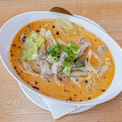 Luck Gai Cafe - Tom Kah chicken