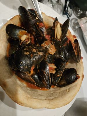 Aroma on 3rd by null