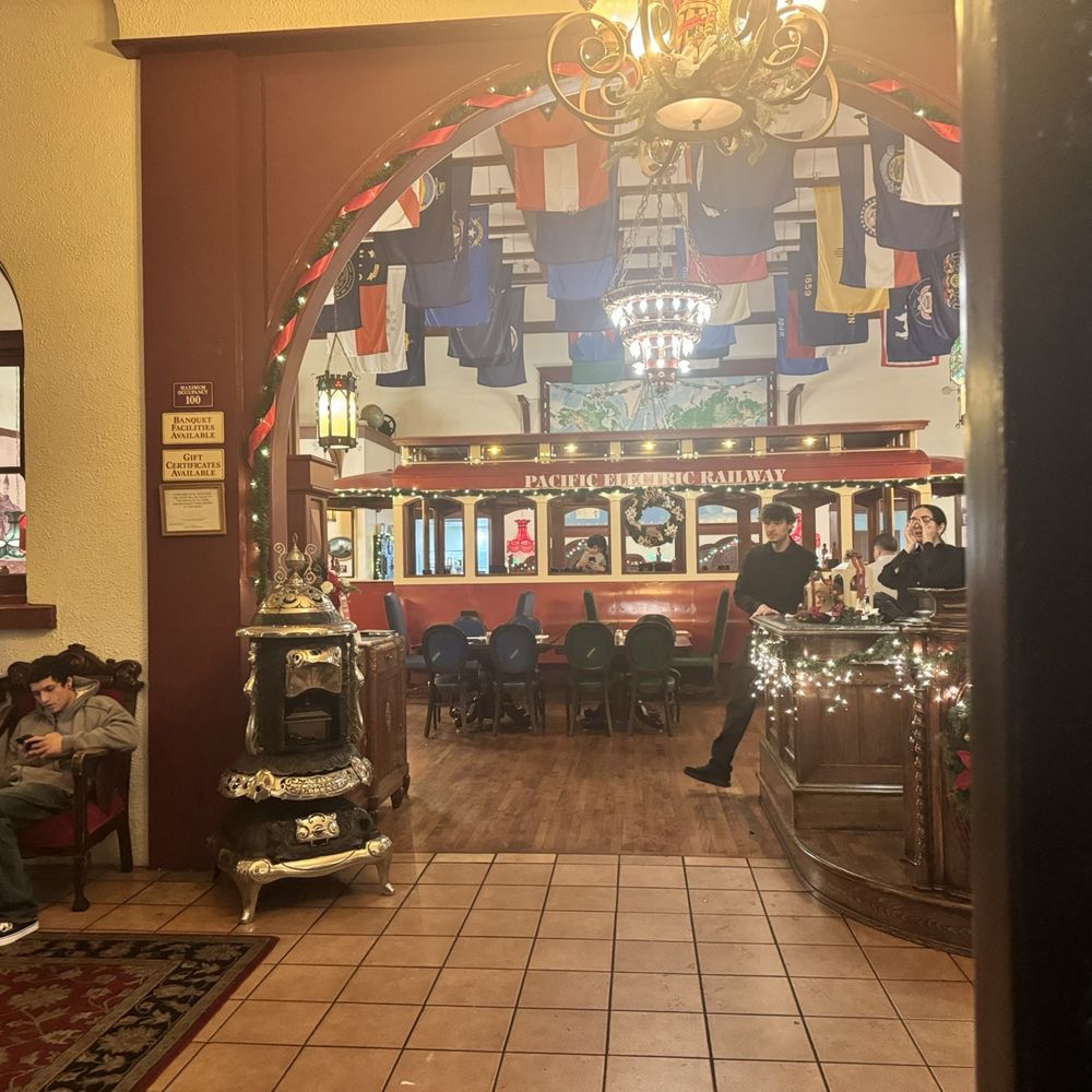 The Old Spaghetti Factory - Italian Near Me - Duarte, California The Old Spaghetti Factory - Italian Near Me - Duarte, California