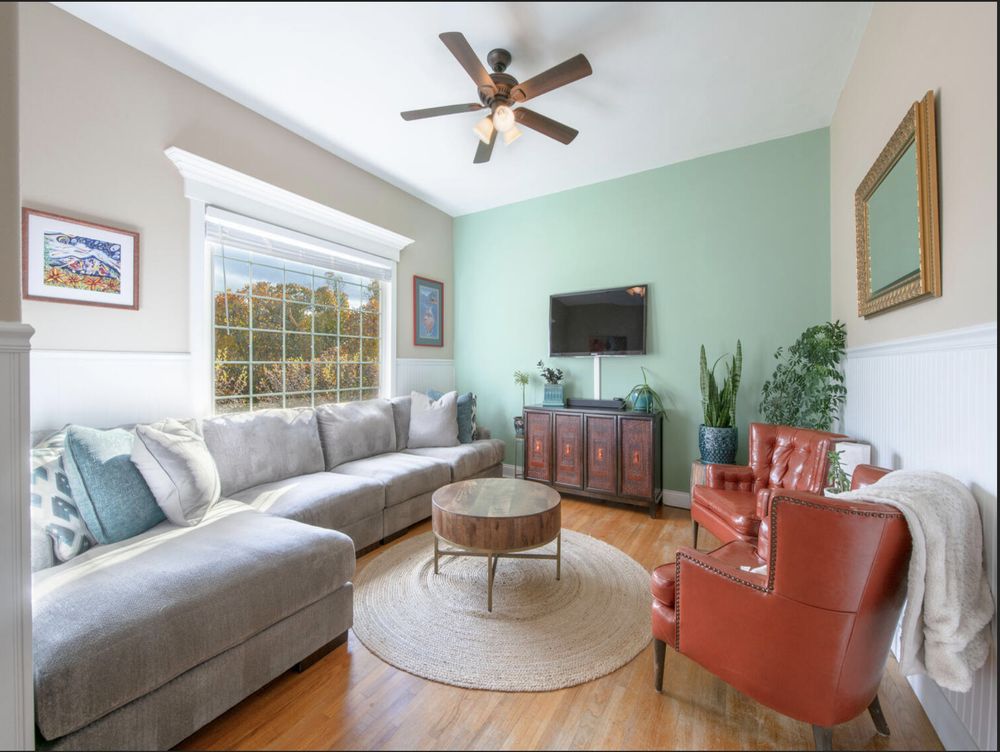 Slide of Huckleberry Home & Handyman Services