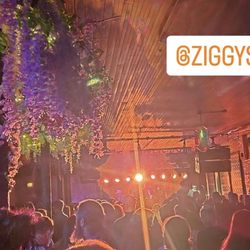 Ziggy’s - Camel City Yacht Club with the smooth sounds