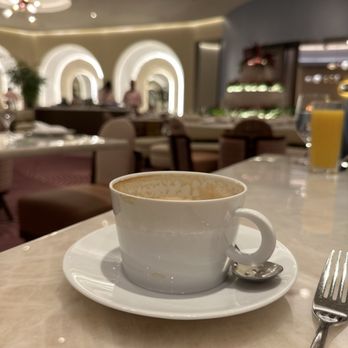 La Fontaine - Latte and good vibes at La Fontaine! - Breakfast & Brunch Near Me - Las Vegas, Nevada La Fontaine - Latte and good vibes at La Fontaine! - Breakfast & Brunch Near Me - Las Vegas, Nevada