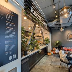 Roots Coffee - Pick up counter