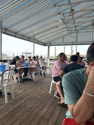 H&H Seafood Market by null
