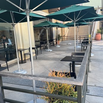 Starbucks - Outdoor seating area - Coffee & Tea Near Me - Pasadena, California