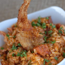 Jambalaya with chicken crackling