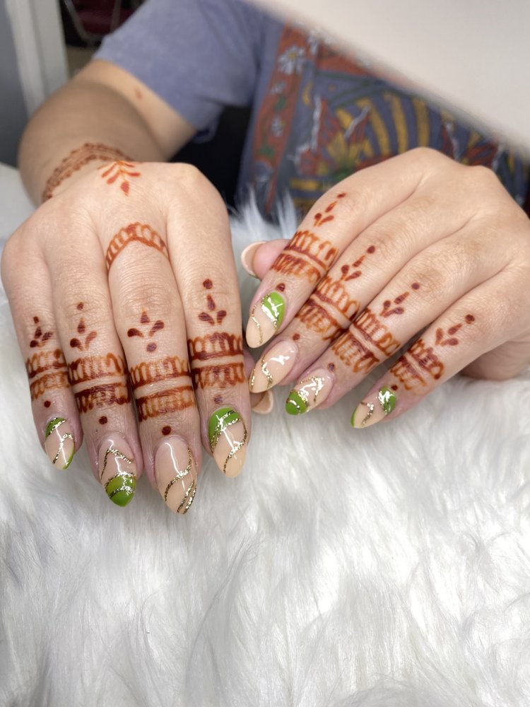 ROYAL NAILS & SPA Updated October 2024 124 Photos & 14 Reviews 5626 Bardstown Rd