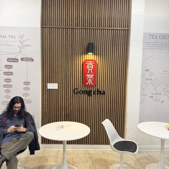 Gongcha - Inside - Bubble Tea Near Me - Pittsburgh, Pennsylvania