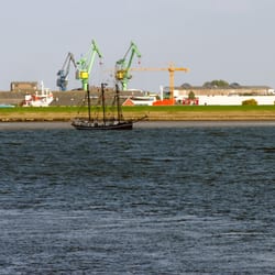 Fähre Blexen - Blick auf Bremerhaven