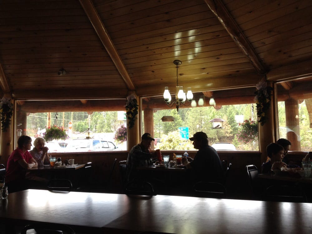 Pine Grove Junction Café Logo