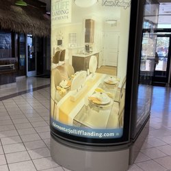 Directory is helpful if you're not familiar with this mall....
