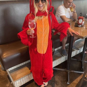 Smack Shack - Hot Lobster Dancing. - Seafood Near Me - Minneapolis, Minnesota