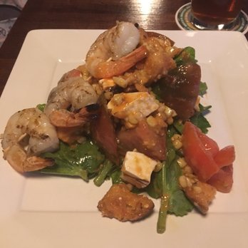 Oscar's - Bars Near Me - Dedham, Massachusetts