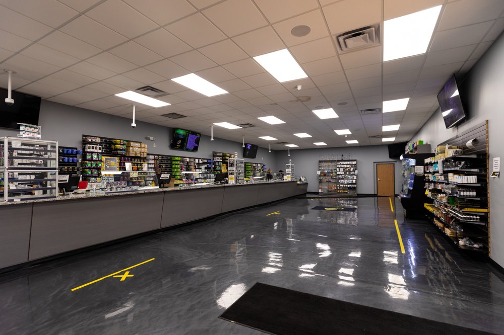 3FIFTEEN 8 MILE & LAHSER Updated August 2024 21221 Eight Mile Rd