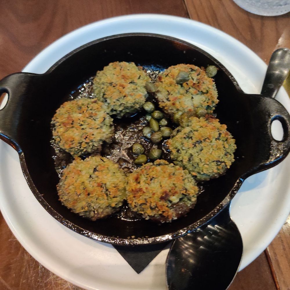 PLANTA Yorkville - Stuffed mushrooms - Vegetarian Near Me - Toronto, Ontario PLANTA Yorkville - Stuffed mushrooms - Vegetarian Near Me - Toronto, Ontario