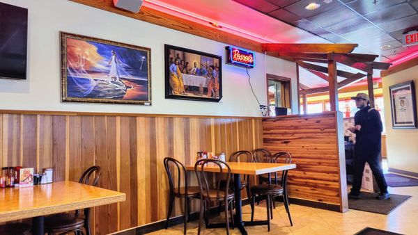 Roscoe's Chicken and Waffles by null