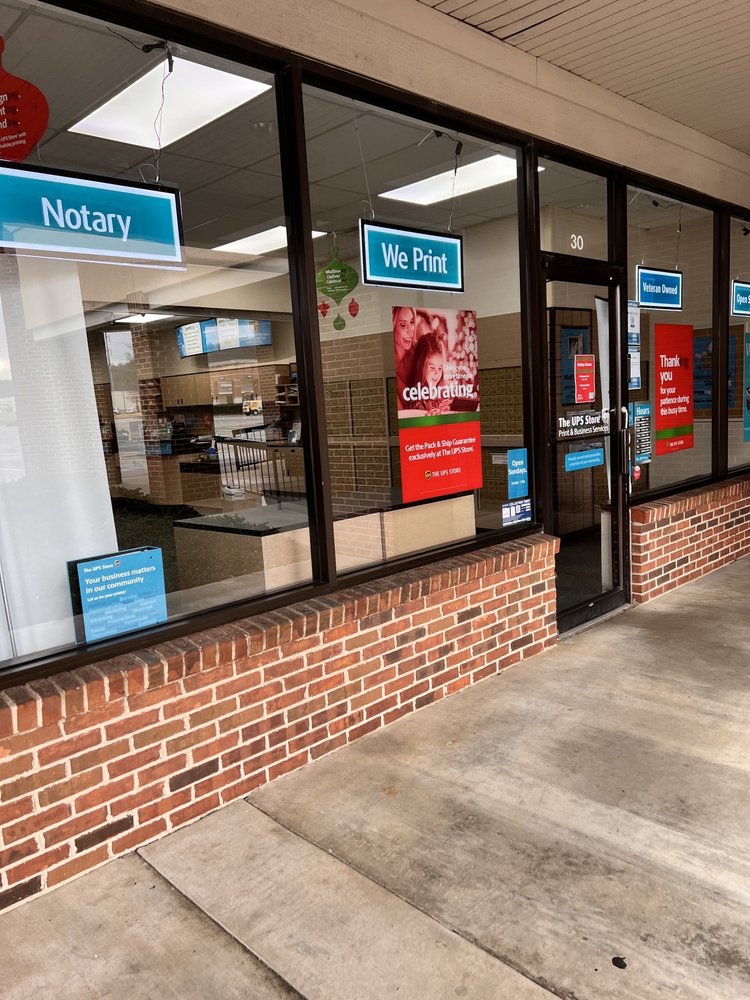 THE UPS STORE 19 Photos & 33 Reviews 4800 Whitesburg Dr, Huntsville, Alabama Shipping