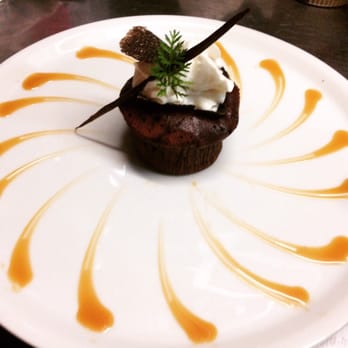 Dagobert - Mi-cuit chocolat, confiture de lait au sel de Guérande, chantilly - Wine Bars Near Me - Tours, 37 Dagobert - Mi-cuit chocolat, confiture de lait au sel de Guérande, chantilly - Wine Bars Near Me - Tours, 37