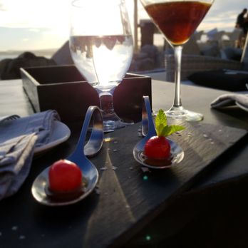 Sunset Monalisa - Start of the appetizers - Mediterranean Near Me - Cabo San Lucas, BCS Sunset Monalisa - Start of the appetizers - Mediterranean Near Me - Cabo San Lucas, BCS