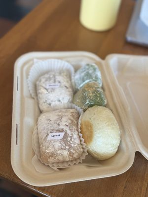 Kogetsu-Do Confectionery by null