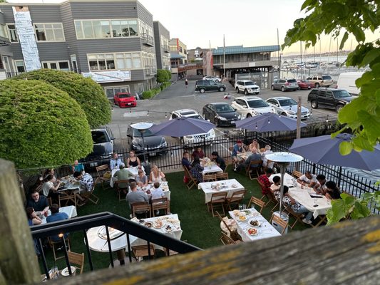BluWater Bistro by null