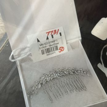 Second Chances Consignment - Hair comb - Used, Vintage & Consignment Near Me - White House, Tennessee Second Chances Consignment - Hair comb - Used, Vintage & Consignment Near Me - White House, Tennessee