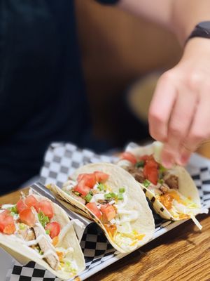 West Street Willy's Eatery by null