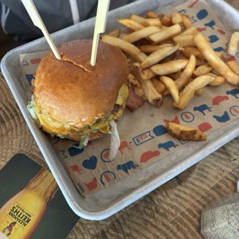 Kelsey's - BBQ Bacon Burger - American Near Me - Niagara Falls, Ontario Kelsey's - BBQ Bacon Burger - American Near Me - Niagara Falls, Ontario