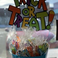 Braineer Academy - Halloween candies