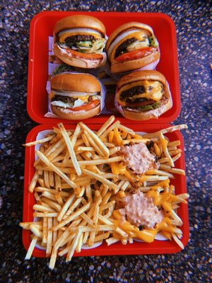 In-N-Out Burger by null