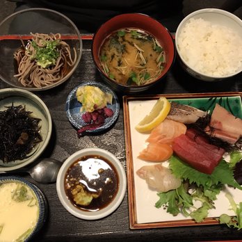 Yohei Sushi Restaurant - Sashimi dinner - Sushi Bars Near Me - Honolulu, Hawaii