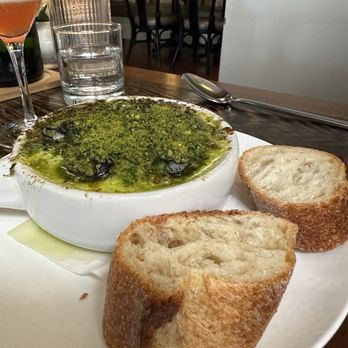 Perle Restaurant - Escargot - New American Near Me - Pasadena, California