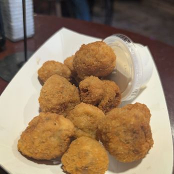 Cataract Lake Lodge - Bars Near Me - Cunot, Indiana