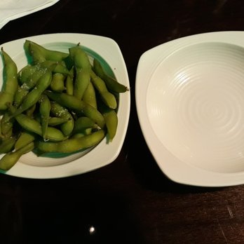 Sushi World - edamame with a second bowl for disposal. - Japanese Near Me - Chicago, Illinois