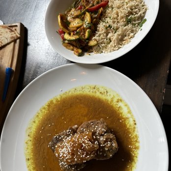 Pharaohs Palace - Lamb Chops, rice, and vegetables - Mediterranean Near Me - Johns Creek, Georgia Pharaohs Palace - Lamb Chops, rice, and vegetables - Mediterranean Near Me - Johns Creek, Georgia