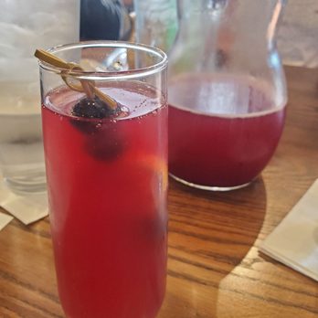 Another Broken Egg Cafe - Lemon Blueberry Mimosa - Breakfast & Brunch Near Me - Jacksonville Beach, Florida Another Broken Egg Cafe - Lemon Blueberry Mimosa - Breakfast & Brunch Near Me - Jacksonville Beach, Florida